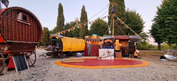 IL CIRCO TEATRO SOLUNA IN PROVINCIA DI TERNI